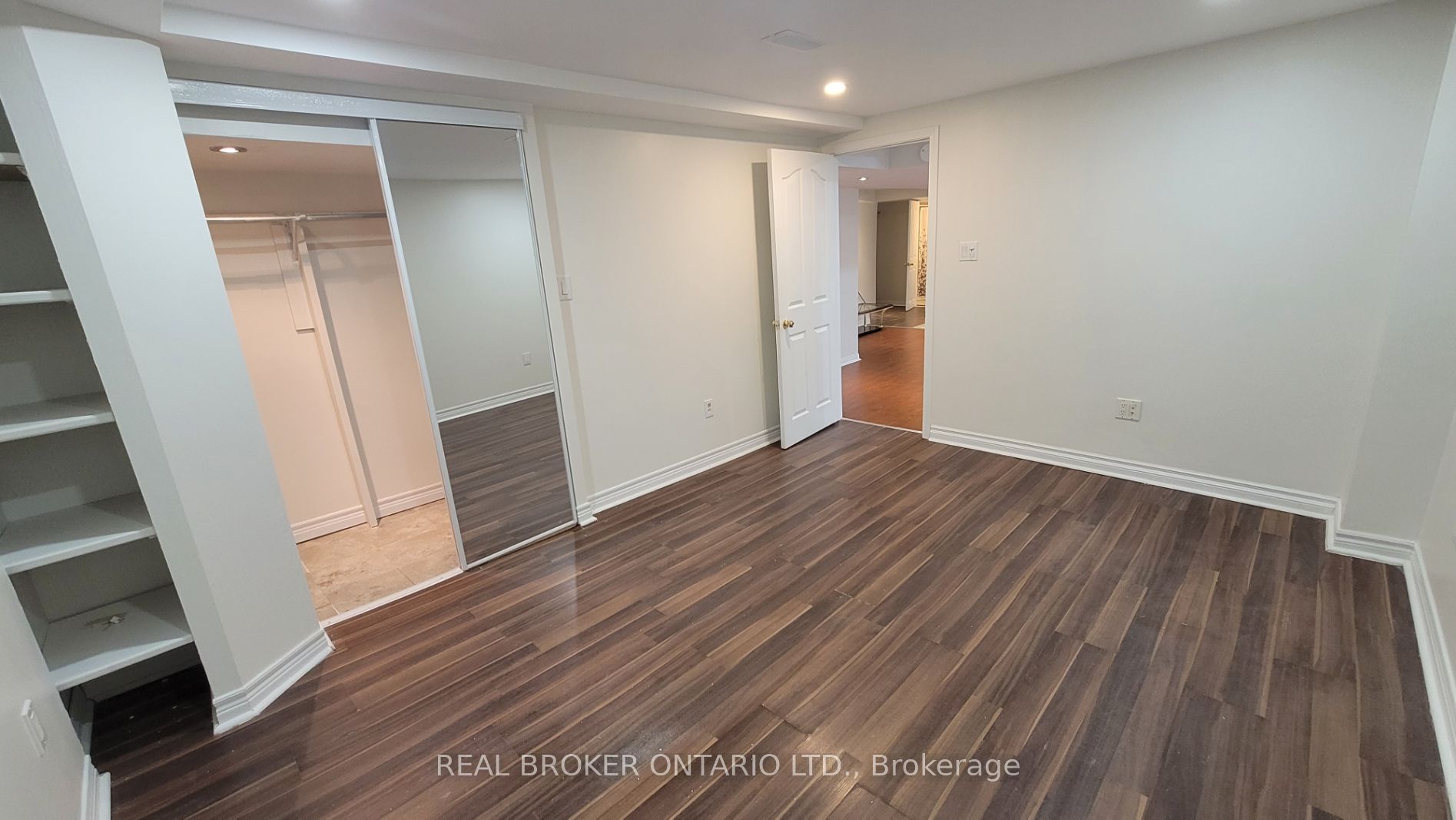 3298 Cambourne Crescent Bsmt