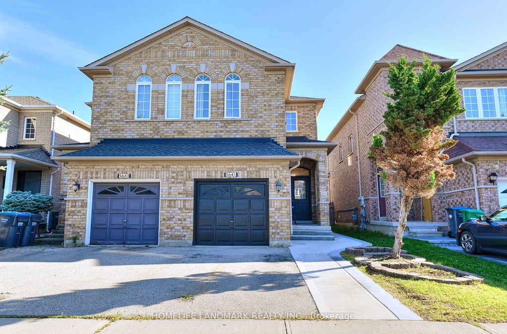 Photo of 5641 Longboat Avenue, Mississauga, ON L5M 7E5 (MLS # W13771696)