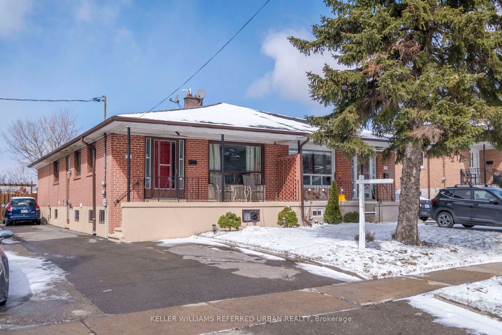 Photo of 36 Hucknall Road, Toronto, ON M3J 1V8 (MLS # W12954662)