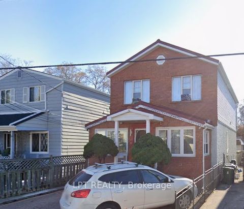 Photo of 15 Coventry Street, Toronto, ON M1L 1A7 (MLS # E12657254)