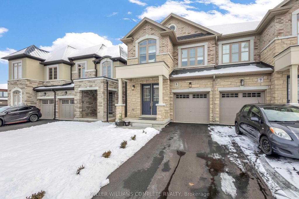 Photo of 5 Cherry Blossom Heights, Hamilton, ON L9B 0E9 (MLS # X12609772)