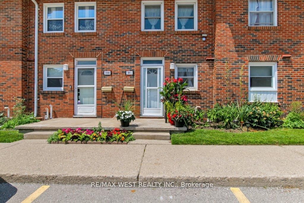 Photo of 1084 Southdale Road E, London South, ON N6E 1B2 (MLS # X14114906)