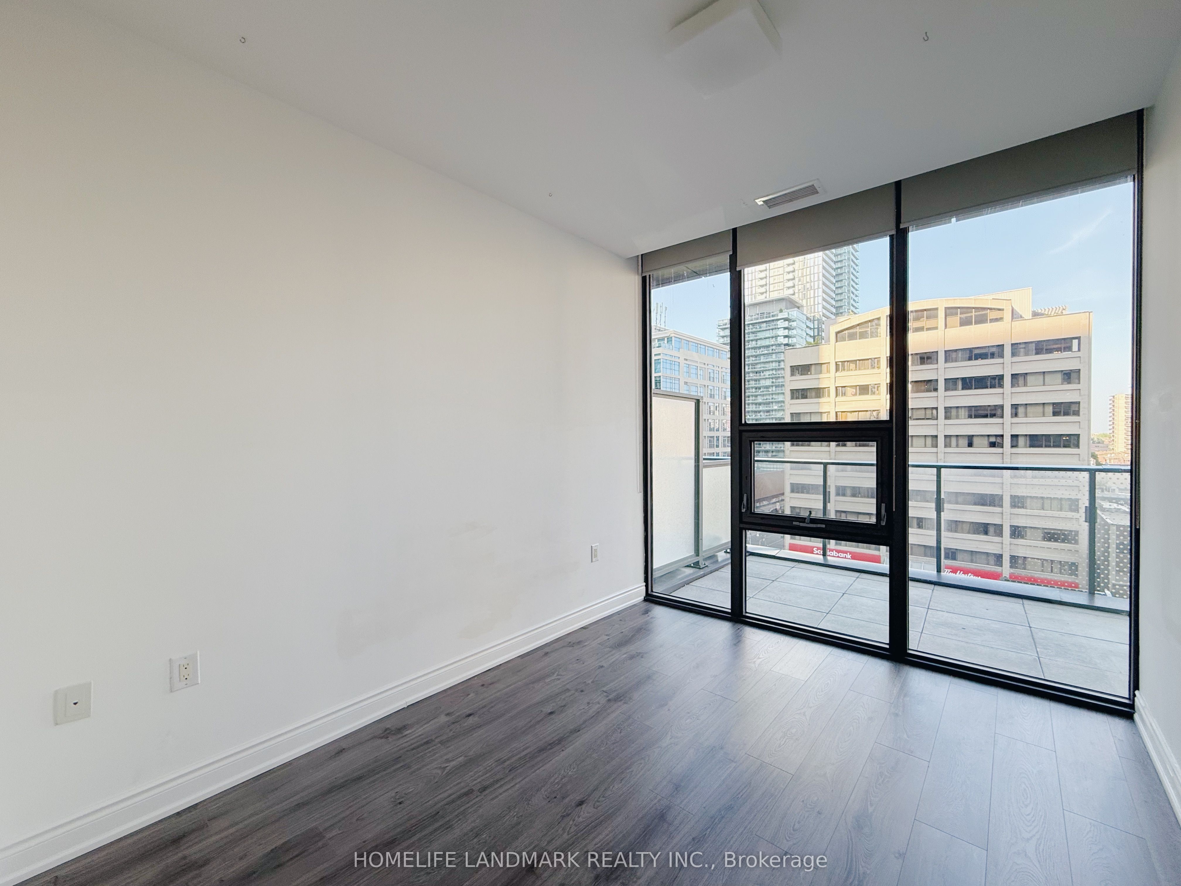 11 Wellesley Street W 501