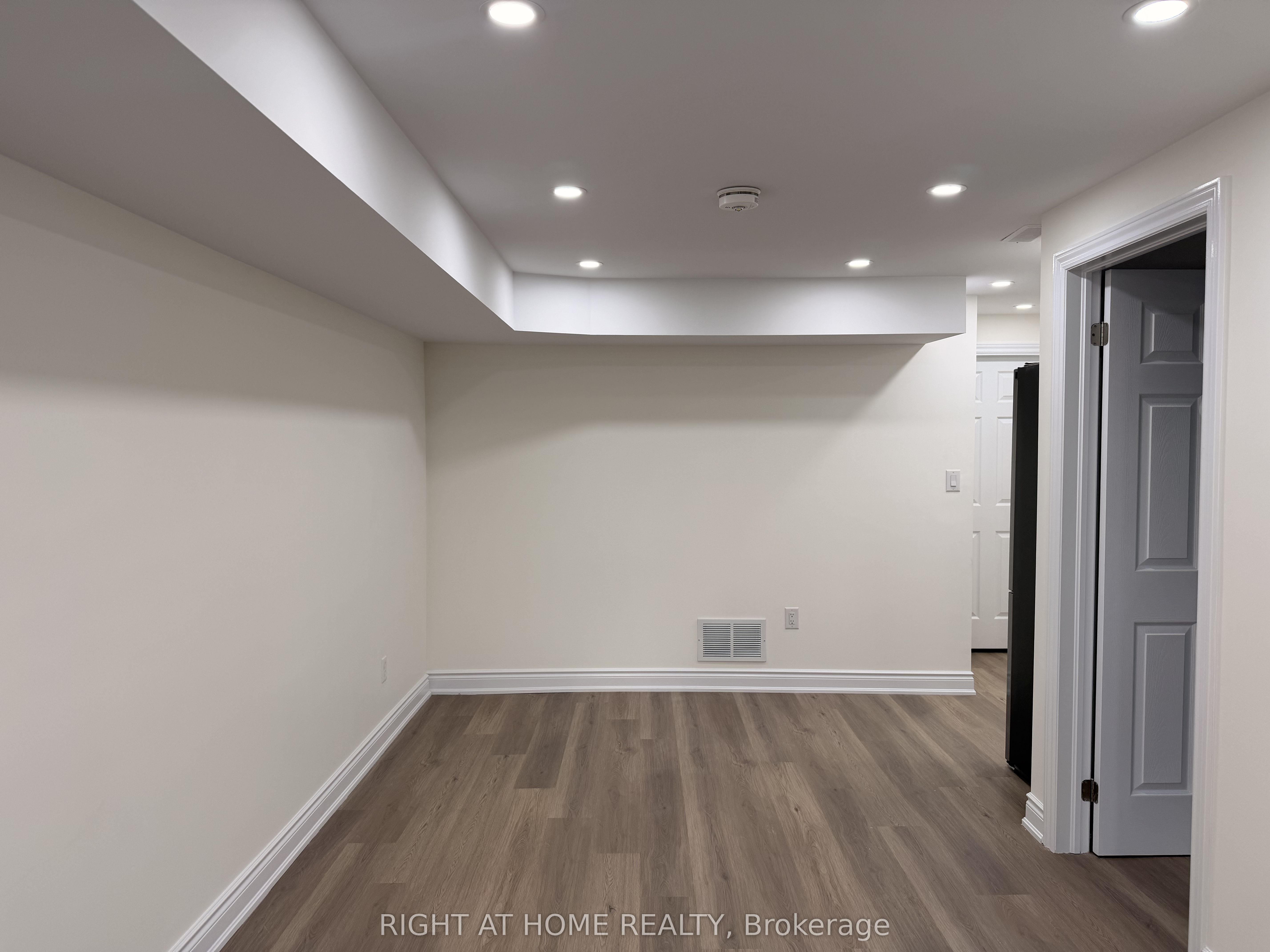 604 Lott Crescent Bsmt