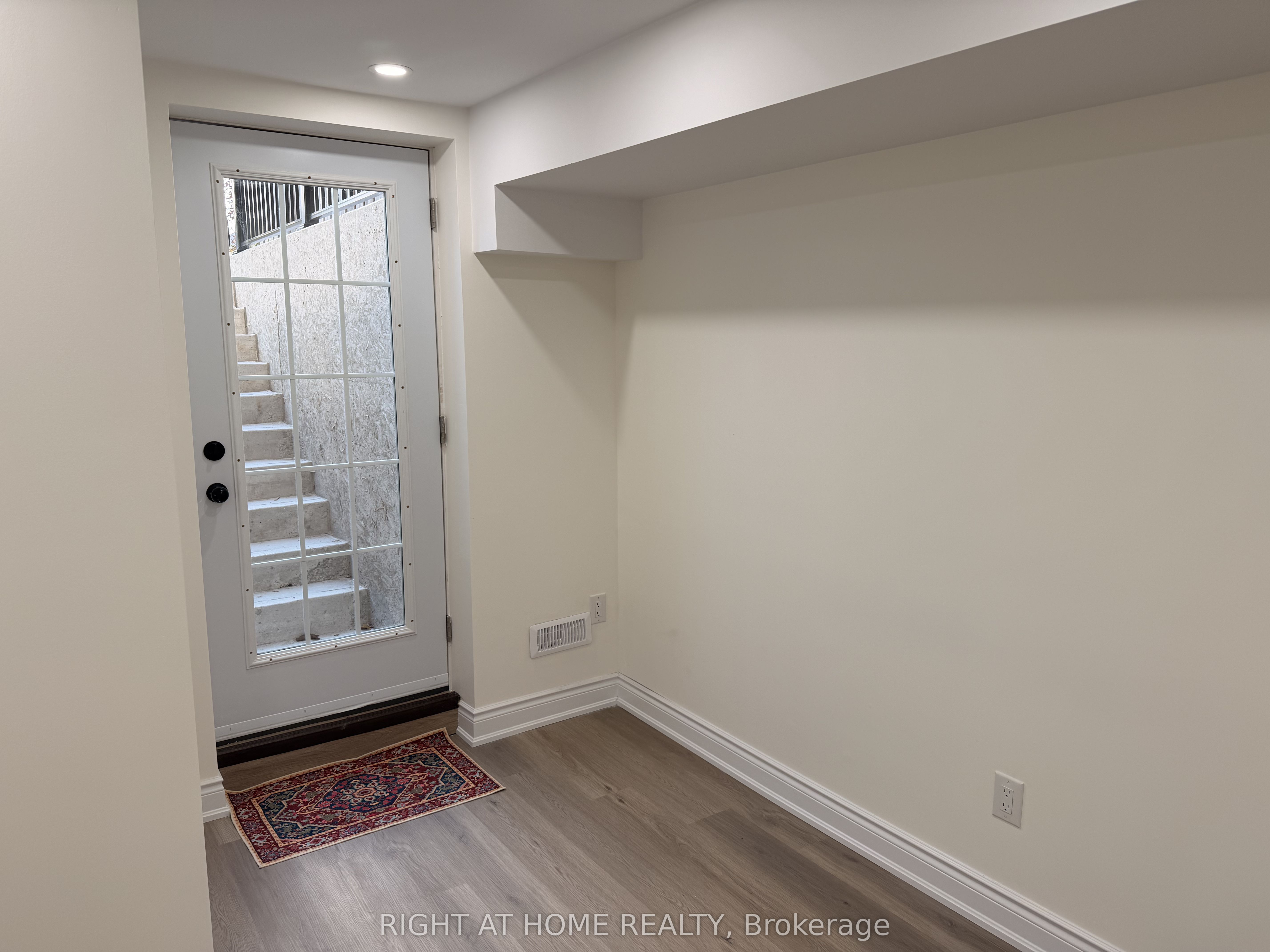 604 Lott Crescent Bsmt