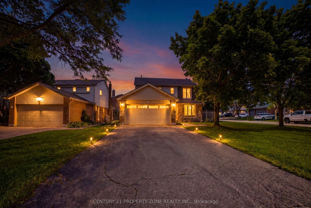 Photo of 27 Madrid Crescent N, Brampton, ON L6S 2X5 (MLS # W13470464)