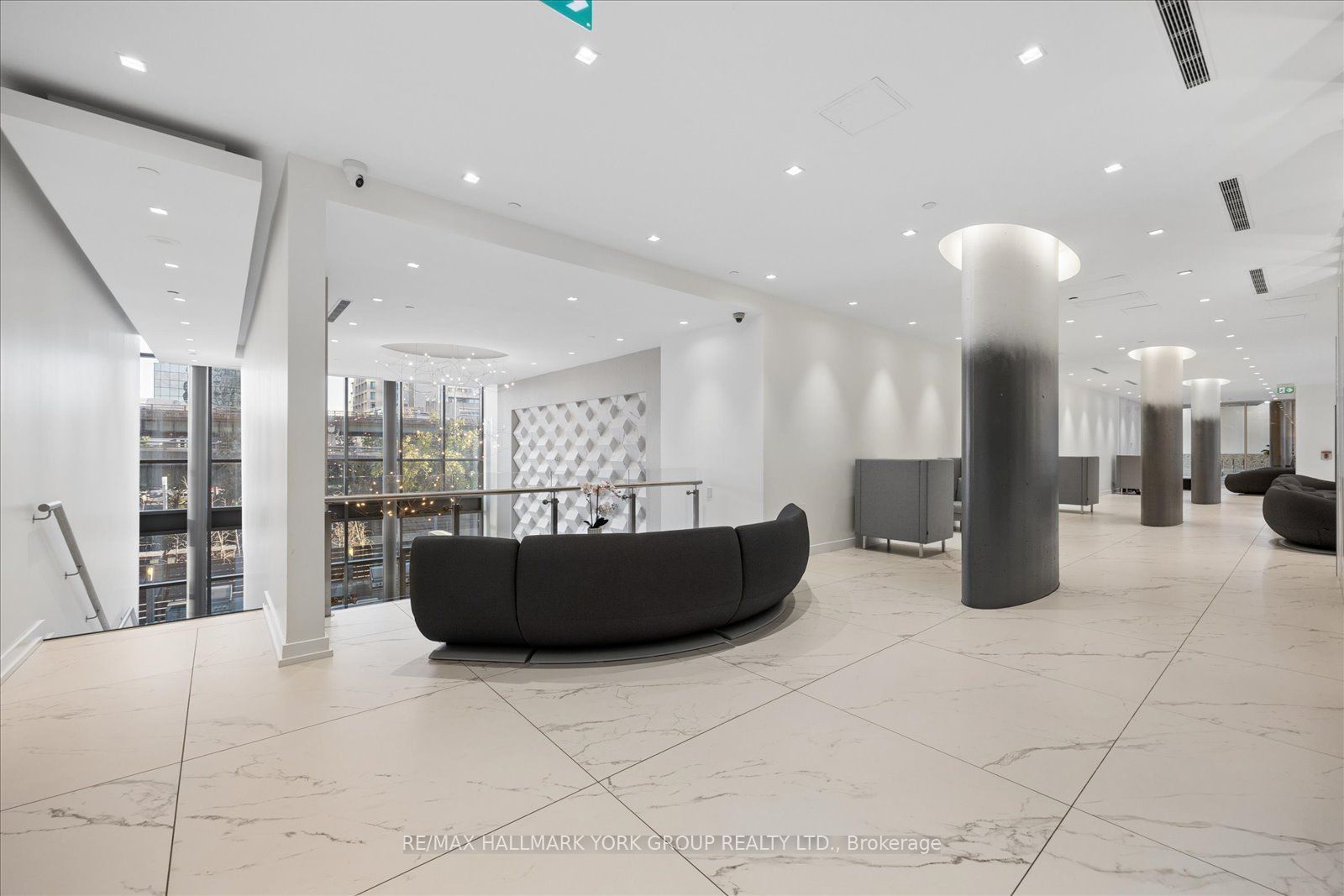 11 Brunel Court 1612