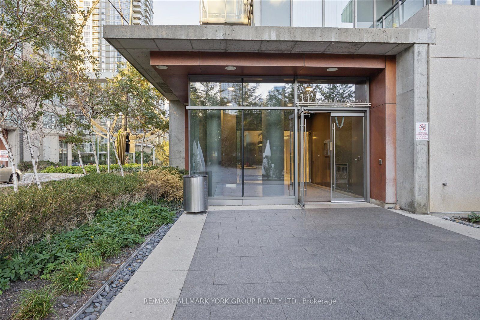 11 Brunel Court 1612