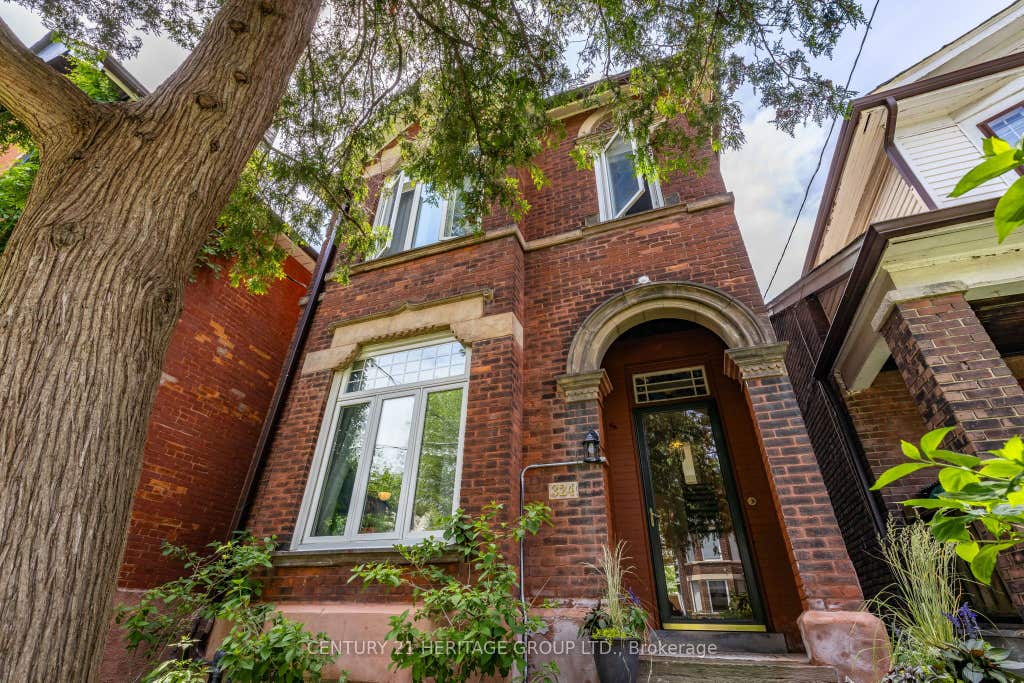 Photo of 324 Delaware Avenue, Toronto, ON M6H 2T8 (MLS # W13424394)