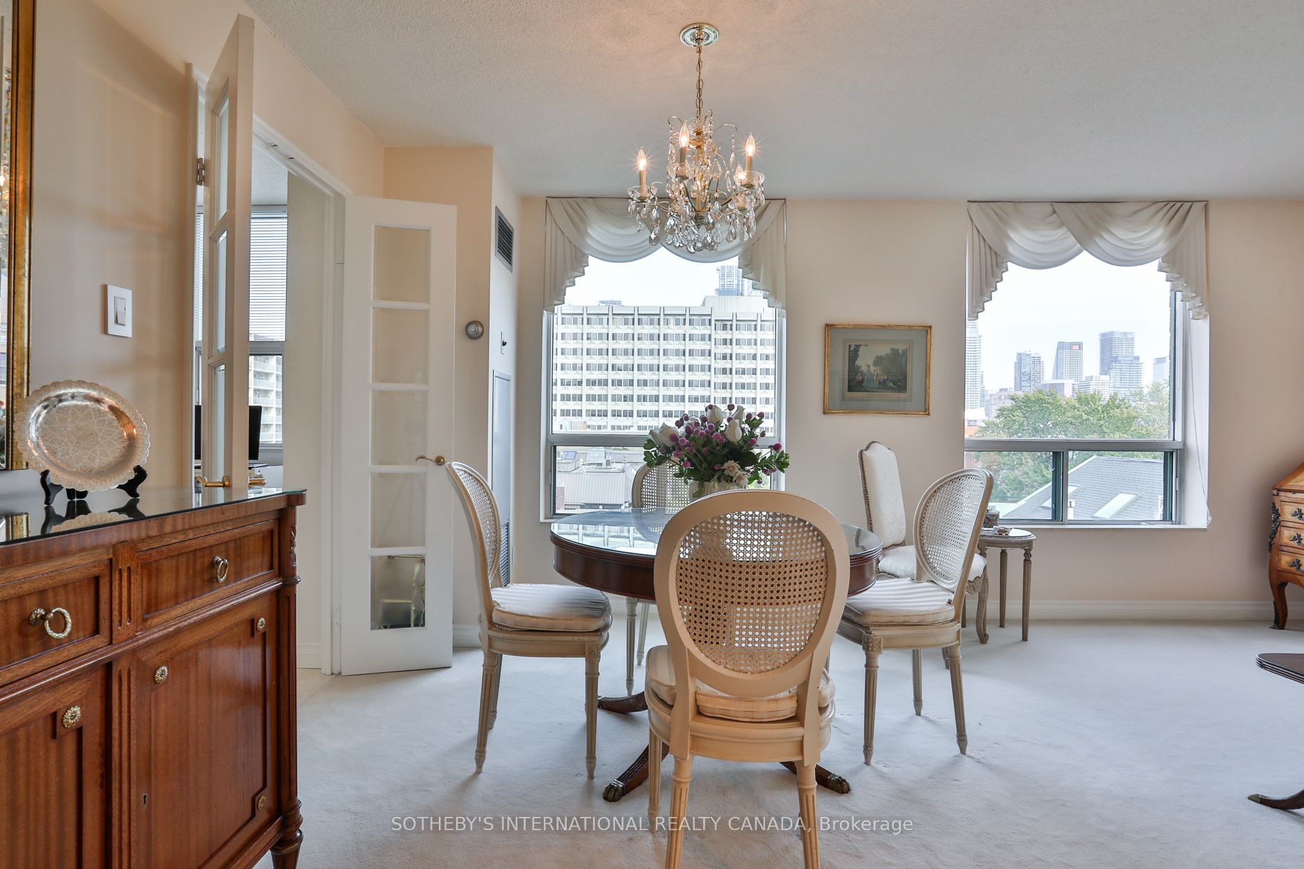 95 Prince Arthur Avenue 723