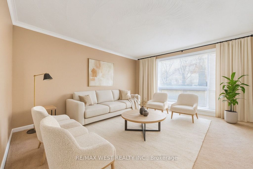 Photo of 5 Henley Crescent, Toronto, ON M9W 2W8 (MLS # W12596472)