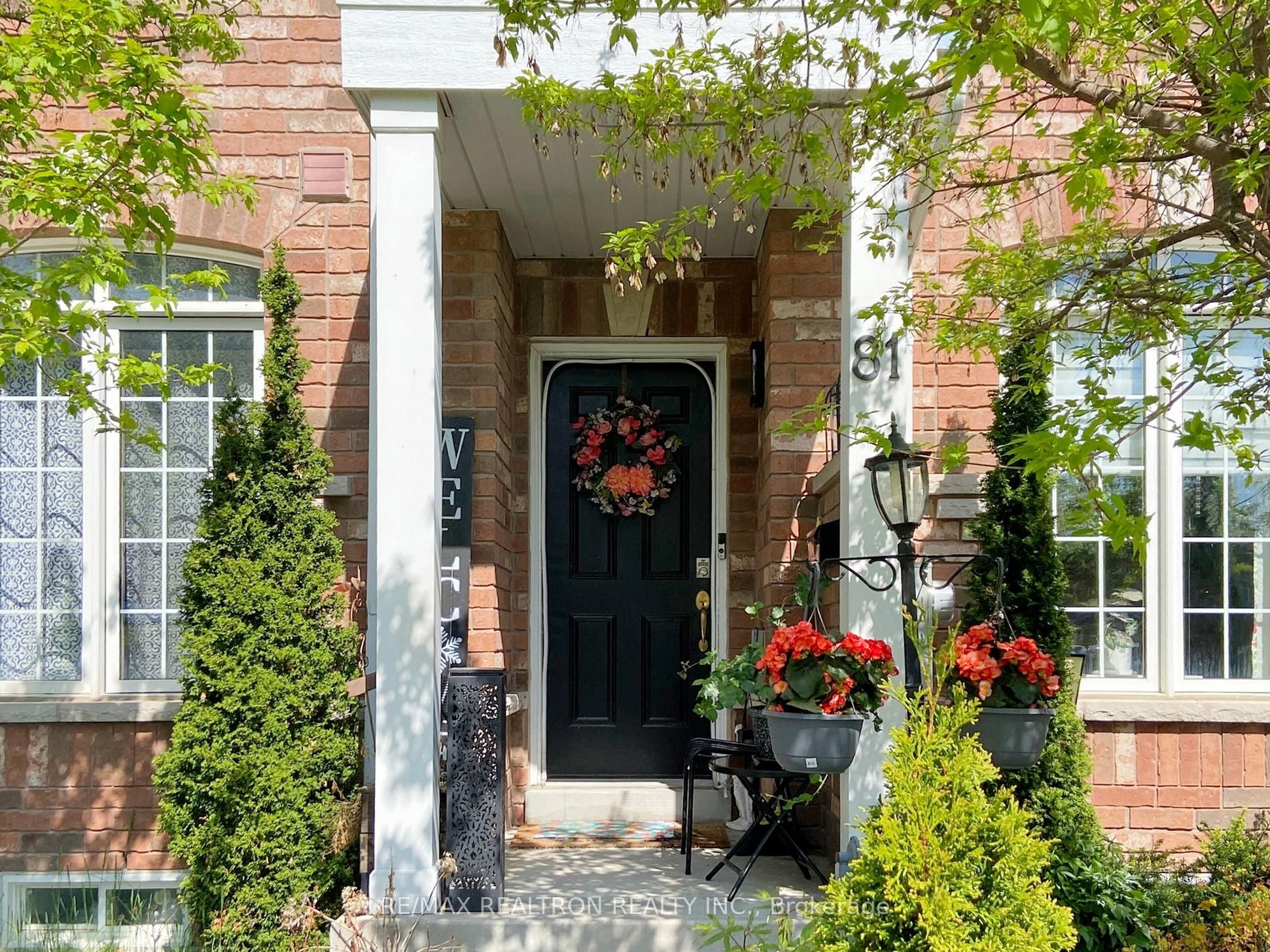 81 Isaac Devins Boulevard