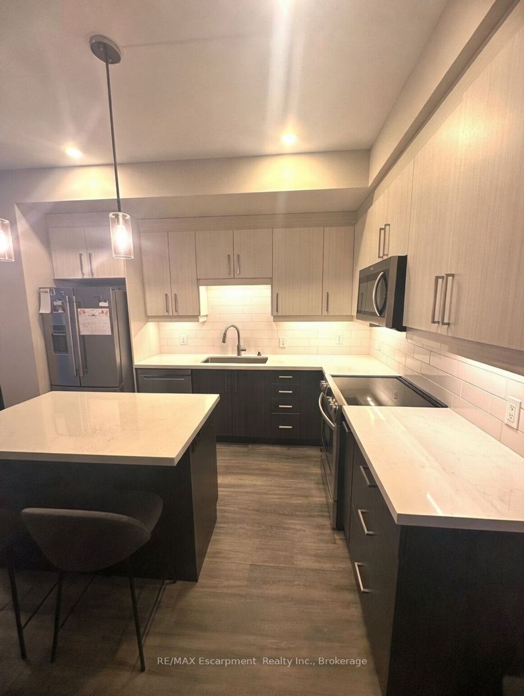 Photo of 60 Park Avenue, St. Catharines, ON L2P 1R2 (MLS # X12820512)