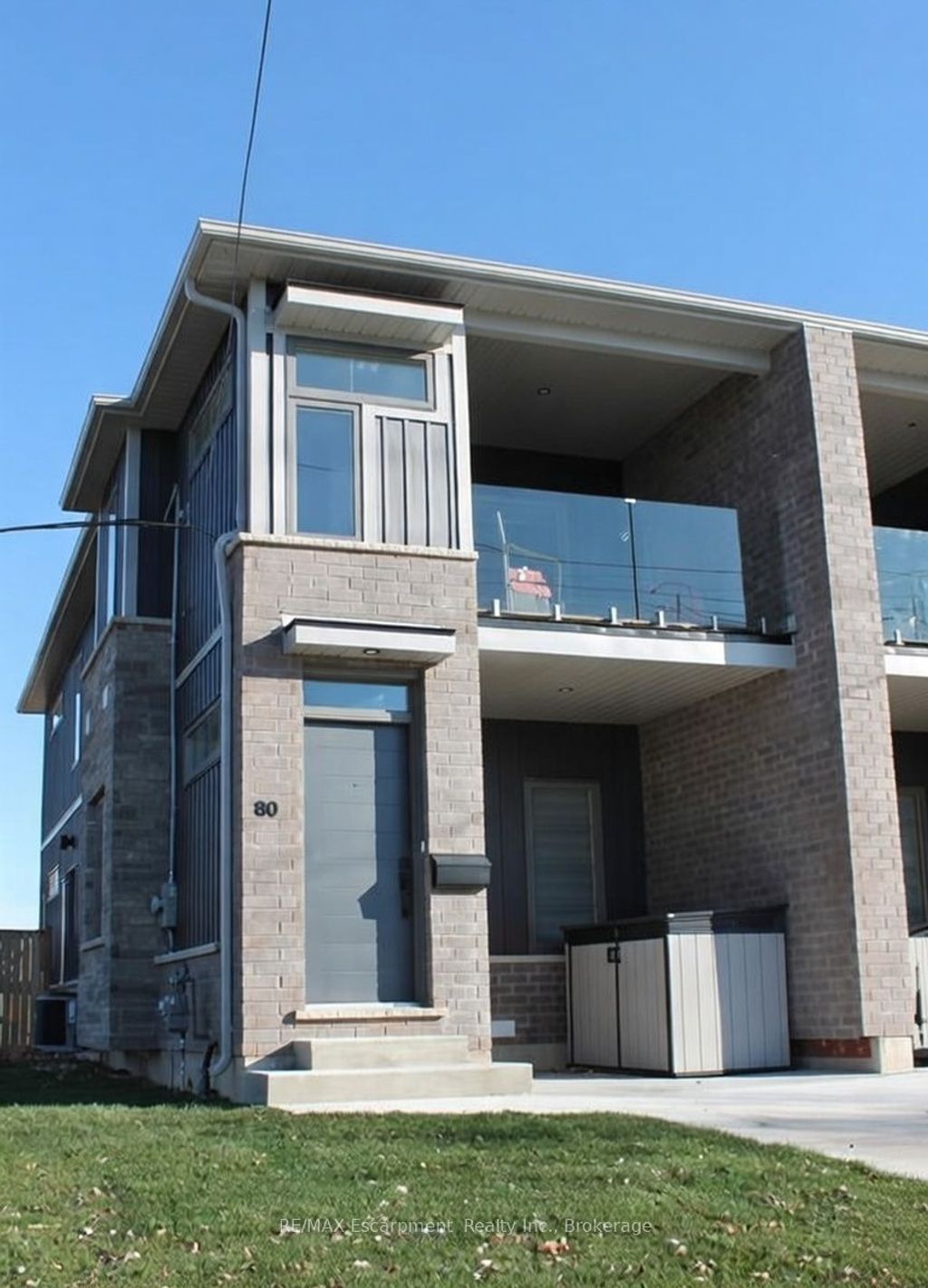 Photo of 60 Park Avenue, St. Catharines, ON L2P 1R2 (MLS # X12820512)