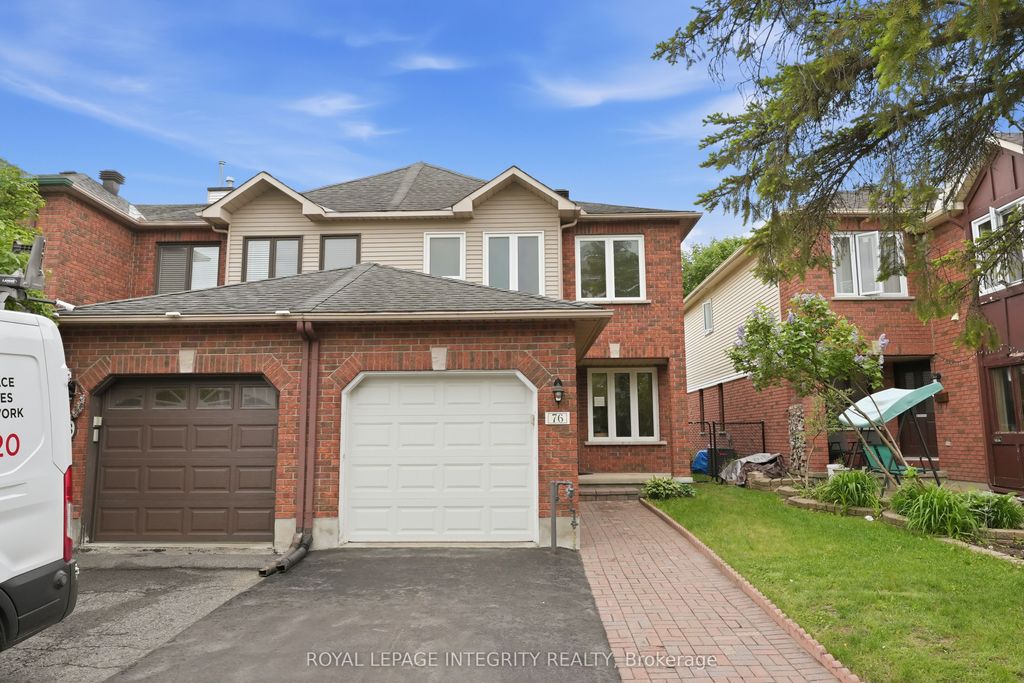 Photo of 76 Hunterswood Crescent, Hunt Club - South Keys and Area, ON K1G 5V9 (MLS # X13217410)