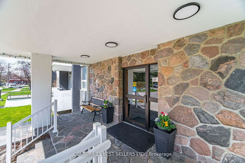 Photo of 151 La Rose Avenue #306, Toronto, ON M9P 1B3 (MLS # W12302851)