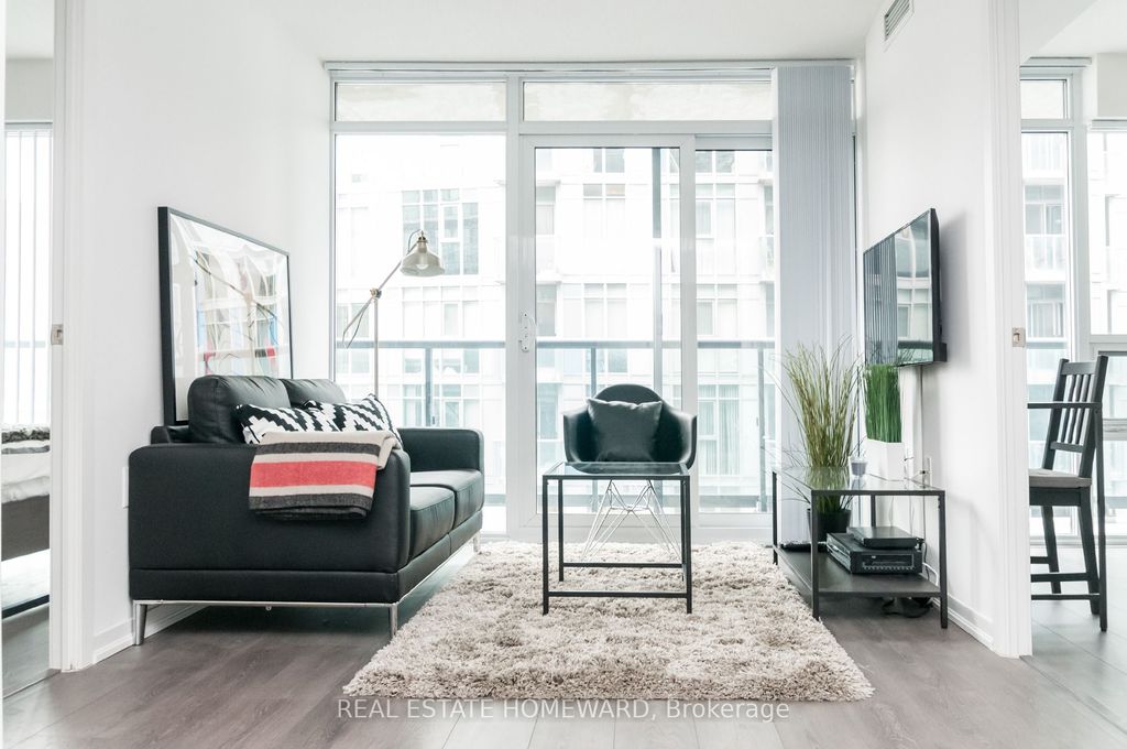 Photo of 36 Lisgar Street #1812, Toronto, ON M6J 0C7 (MLS # C12539154)