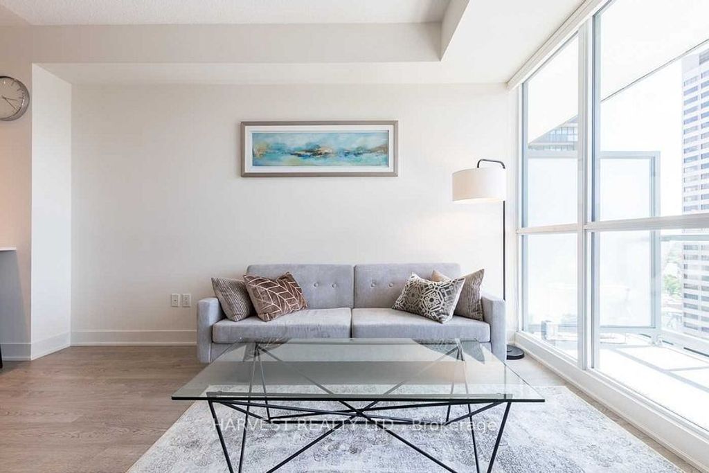 Photo of 30 Roehampton Avenue #1804, Toronto, ON M4P 0B9 (MLS # C12585732)