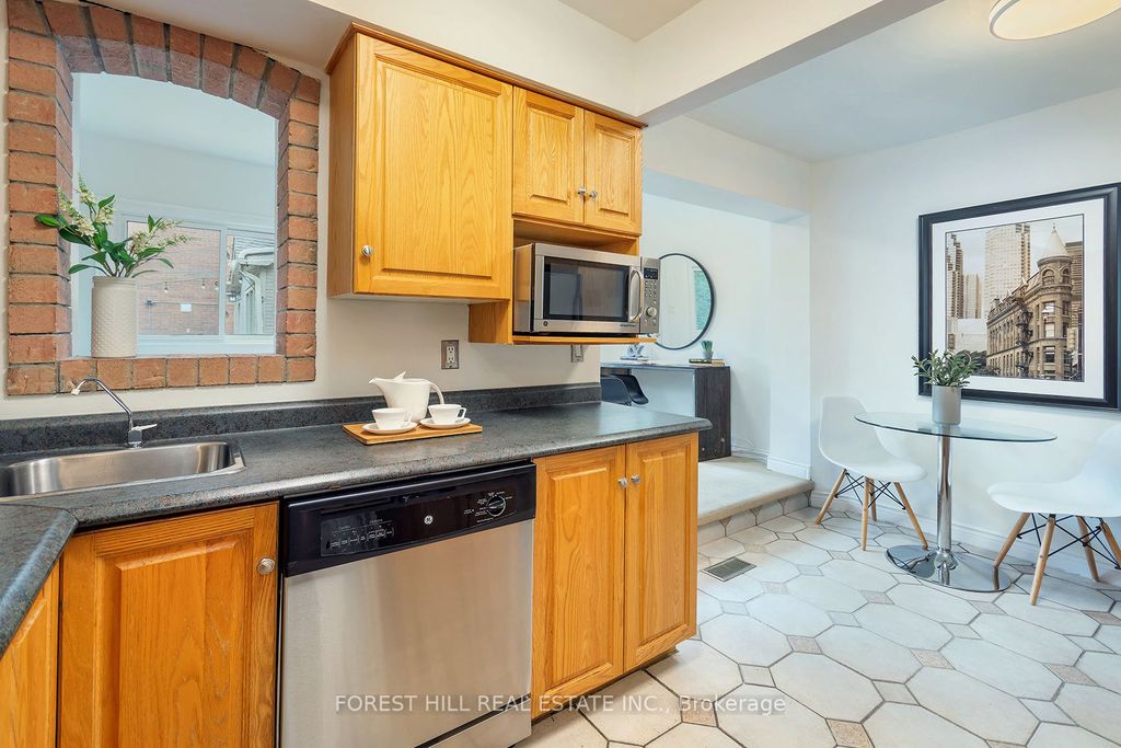 Photo of 7 Cleveland Street, Toronto, ON M4S 2V9 (MLS # C13095080)
