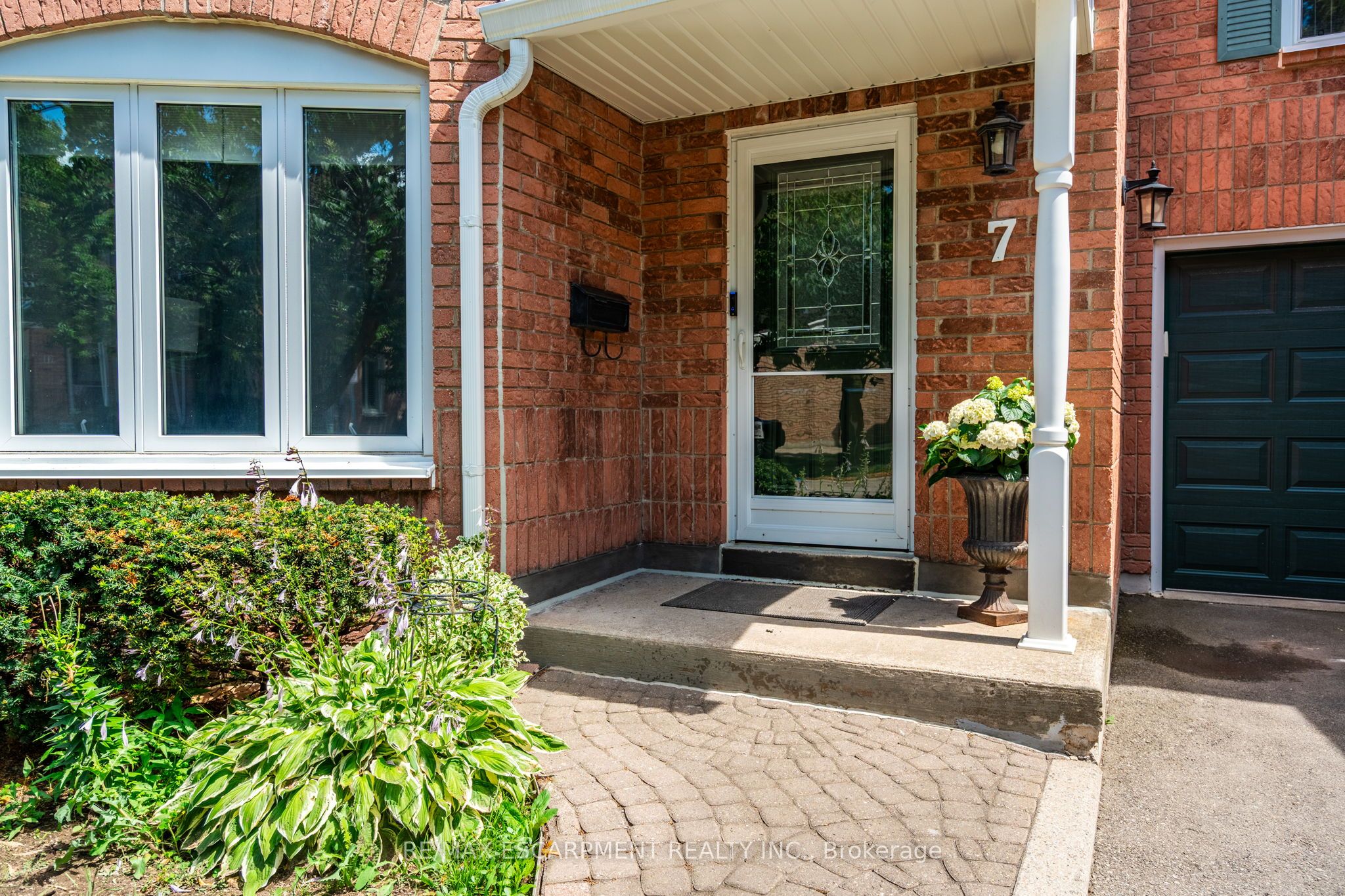 2155 Duncaster Drive 7