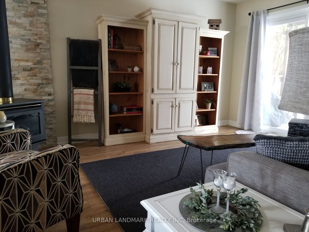 Photo of 83 Lawrence Crescent, Clarington, ON L1C 3M7 (MLS # E12791768)