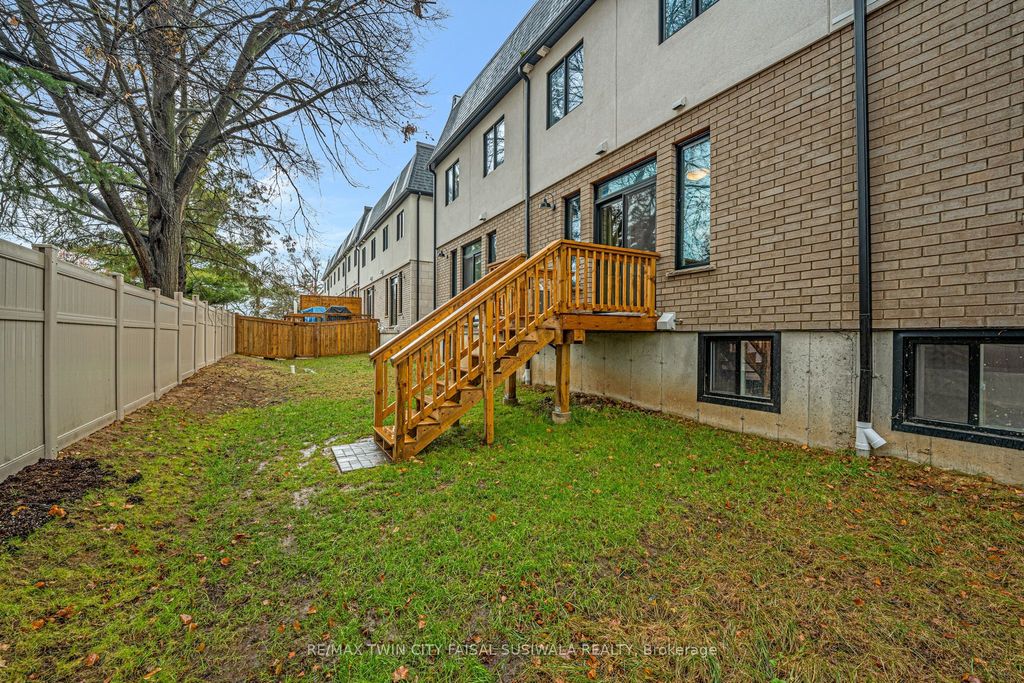 Photo of 143 Elgin Street N #24, Cambridge, ON N1R 0E1 (MLS # X12587472)