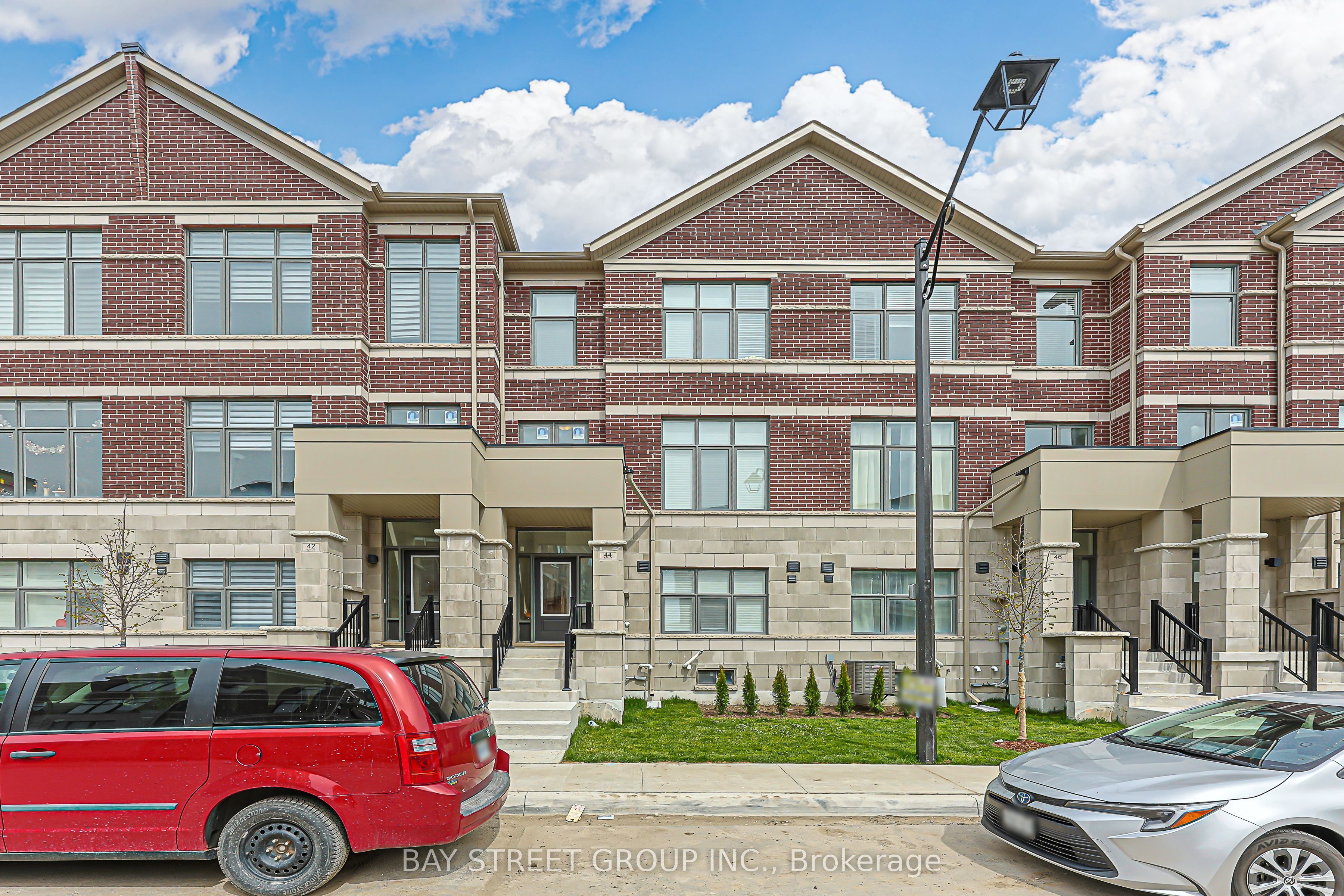 44 Seine Lane