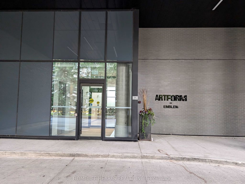 Photo of 86 Dundas Street E #421, Mississauga, ON L5C 4H3 (MLS # W12665208)