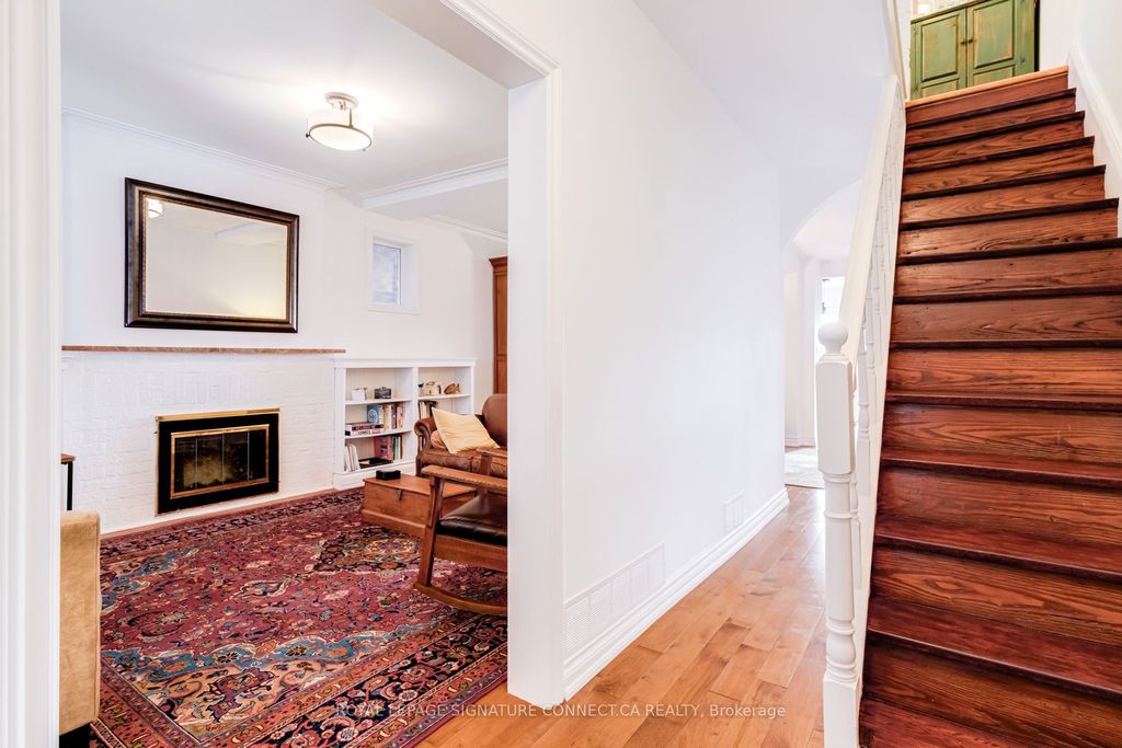 Photo of 158 McRoberts Avenue, Toronto, ON M6E 4P5 (MLS # W12819826)