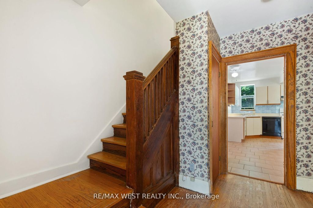 Photo of 2317 Weston Road, Toronto, ON M9N 1Z7 (MLS # W12427017)