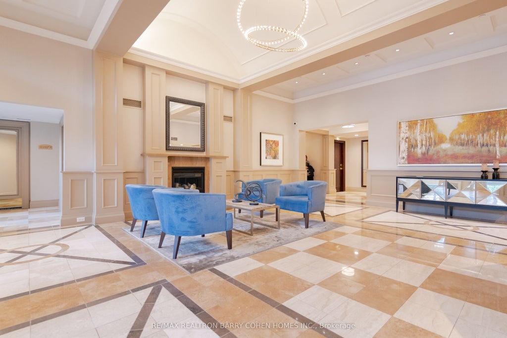 Photo of 28 William Carson Crescent #815, Toronto, ON M2P 2H1 (MLS # C13842944)