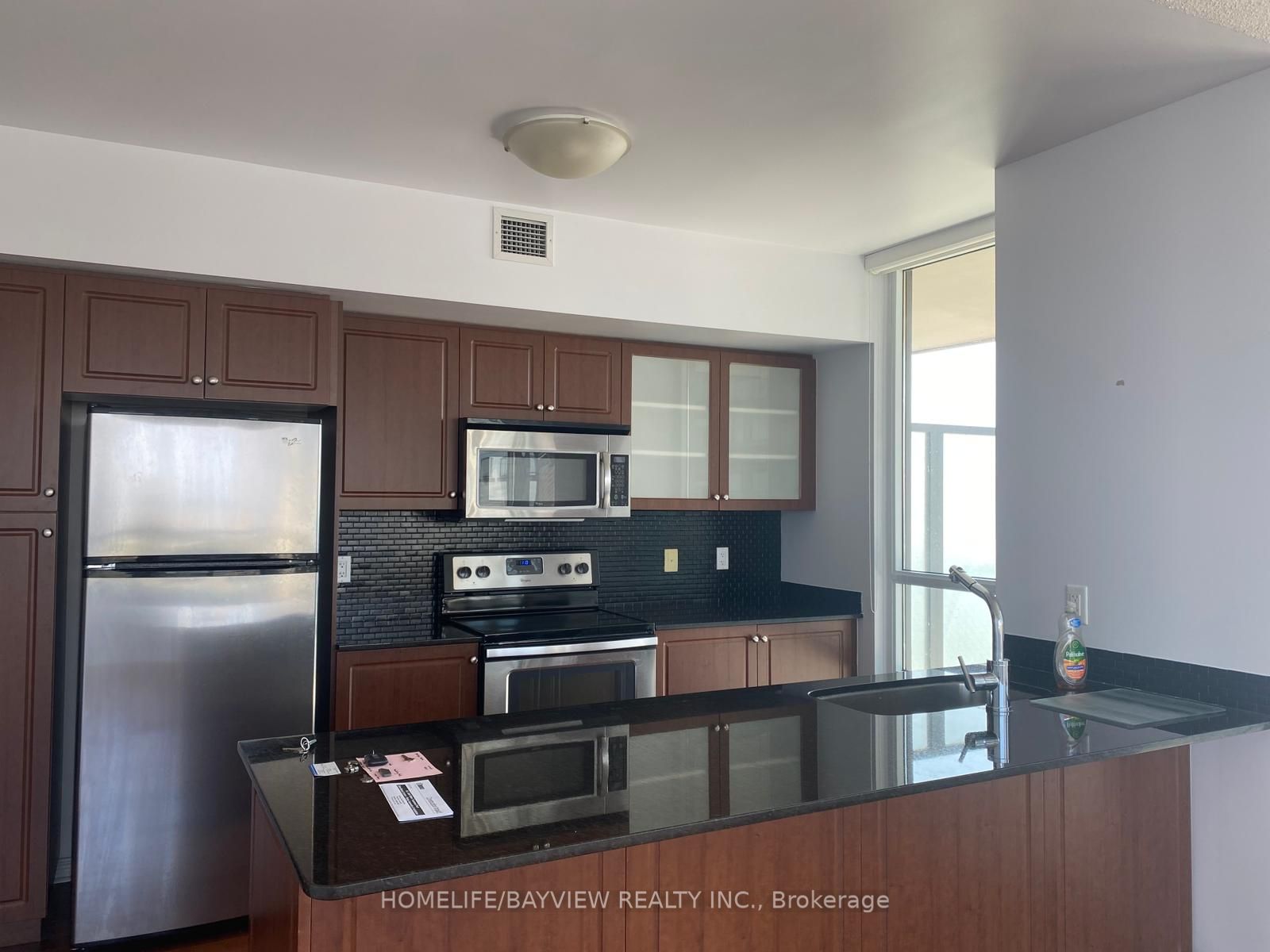 2230 Lakeshore Boulevard 3202