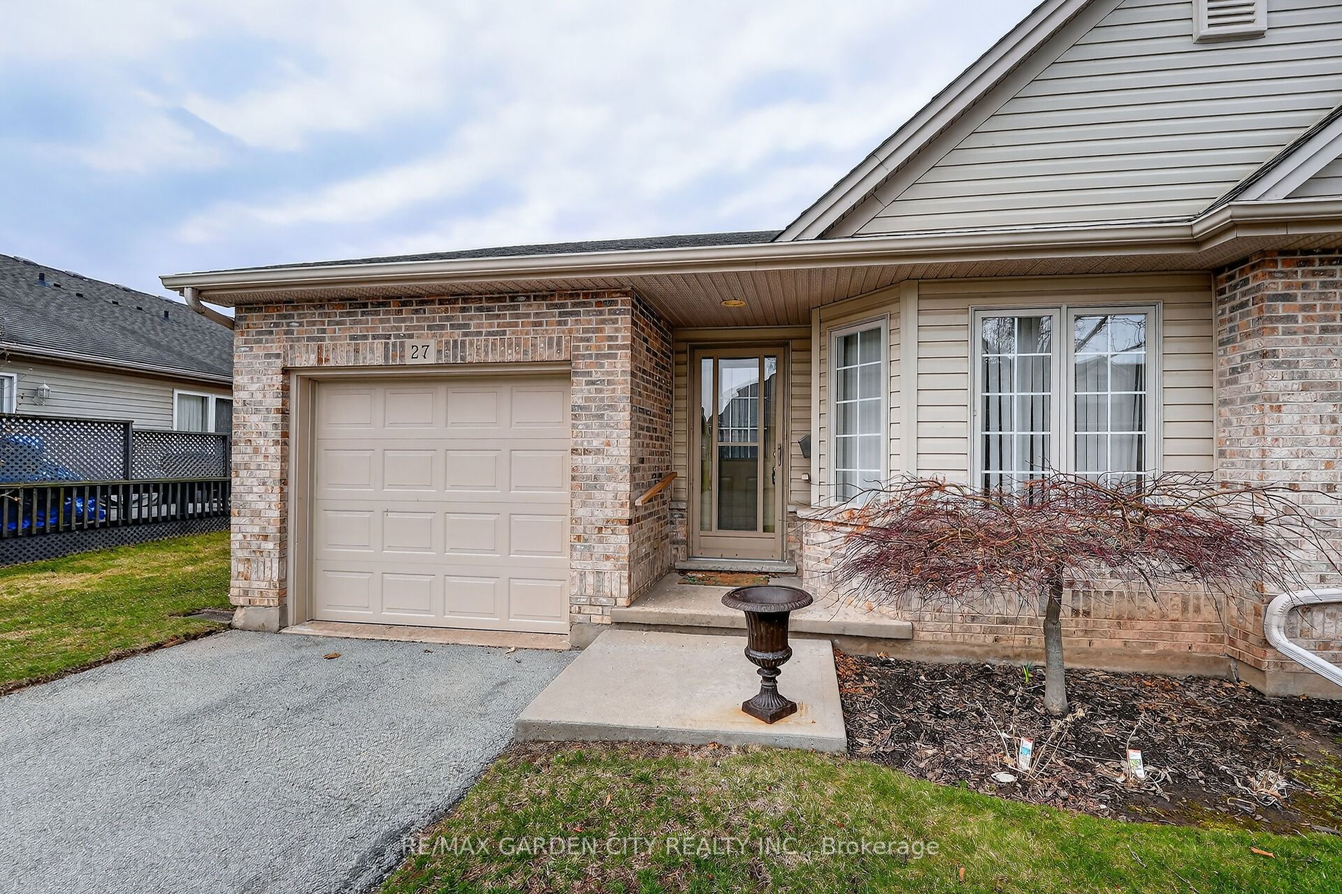 303 Central Avenue 27