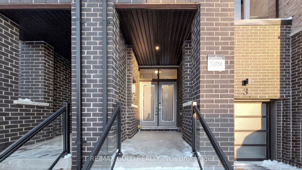 Photo of 3 Glenngarry Crescent, Vaughan, ON L6A 4Z4 (MLS # N12631524)