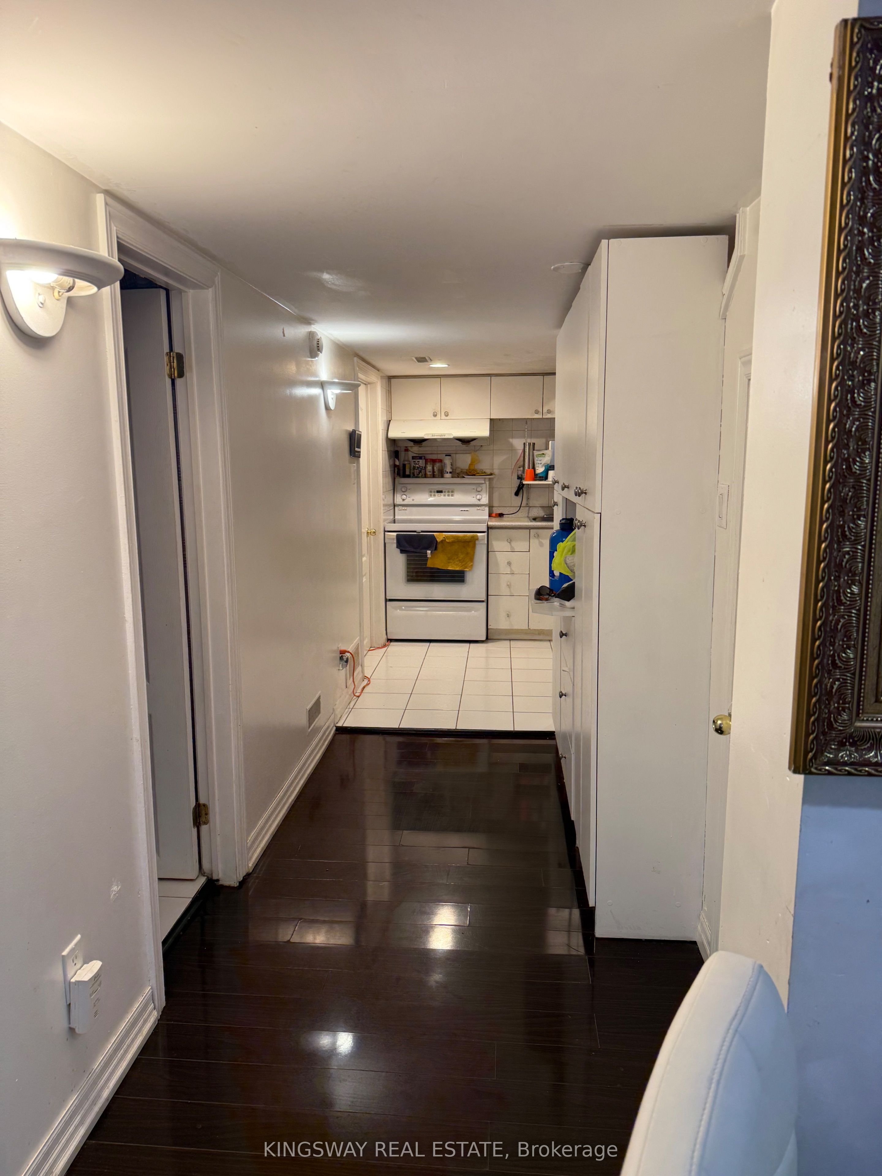 54 Jewel Crescent Basement