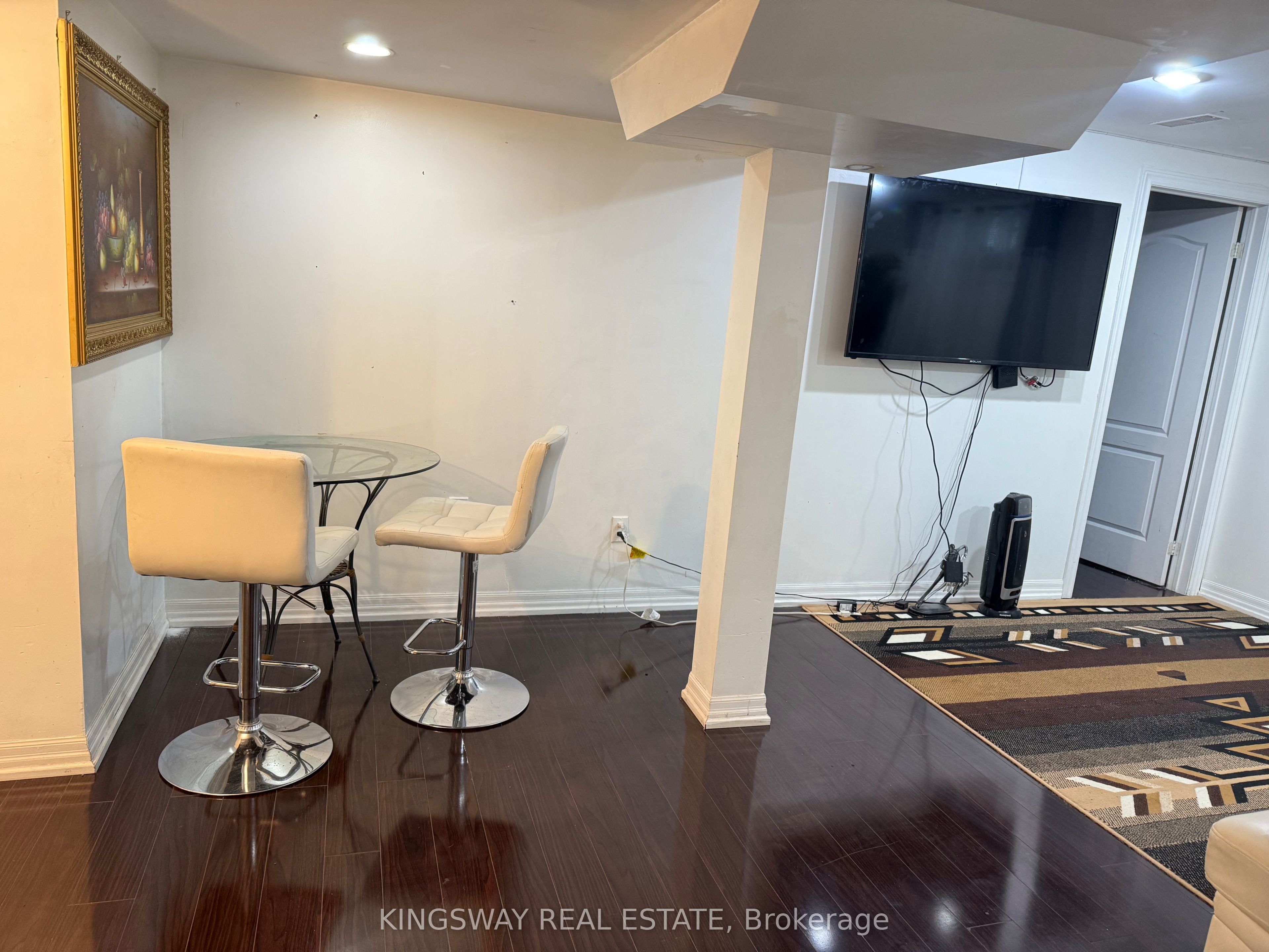 54 Jewel Crescent Basement
