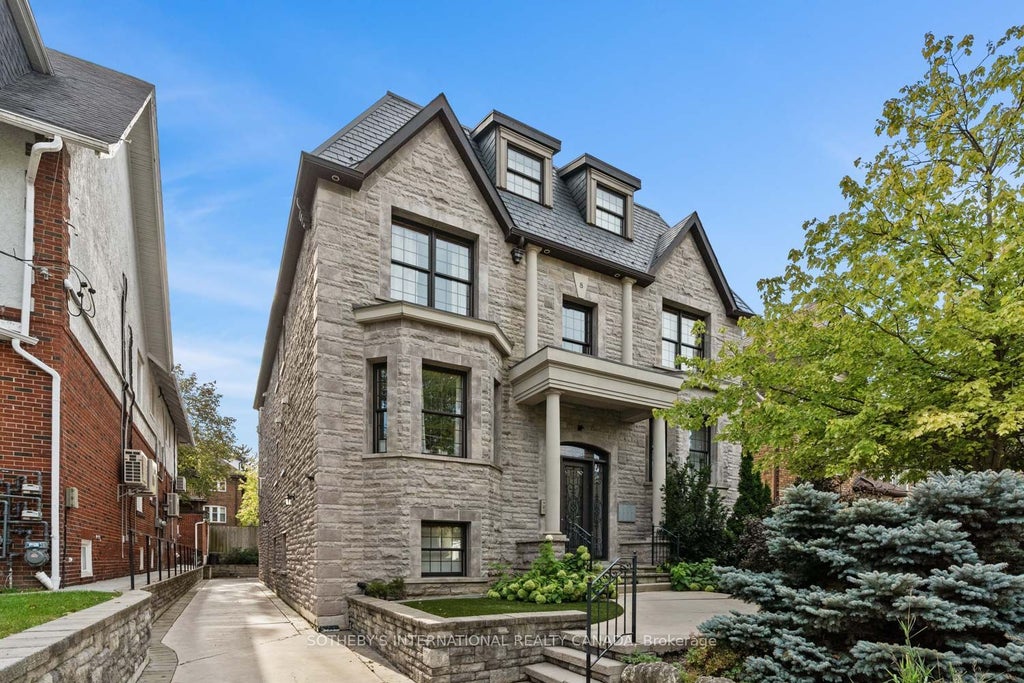 Photo of 8 Highbourne Road #1, Toronto, ON M5P 2J2 (MLS # C13827028)