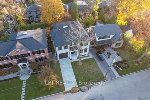431 Heath Street E