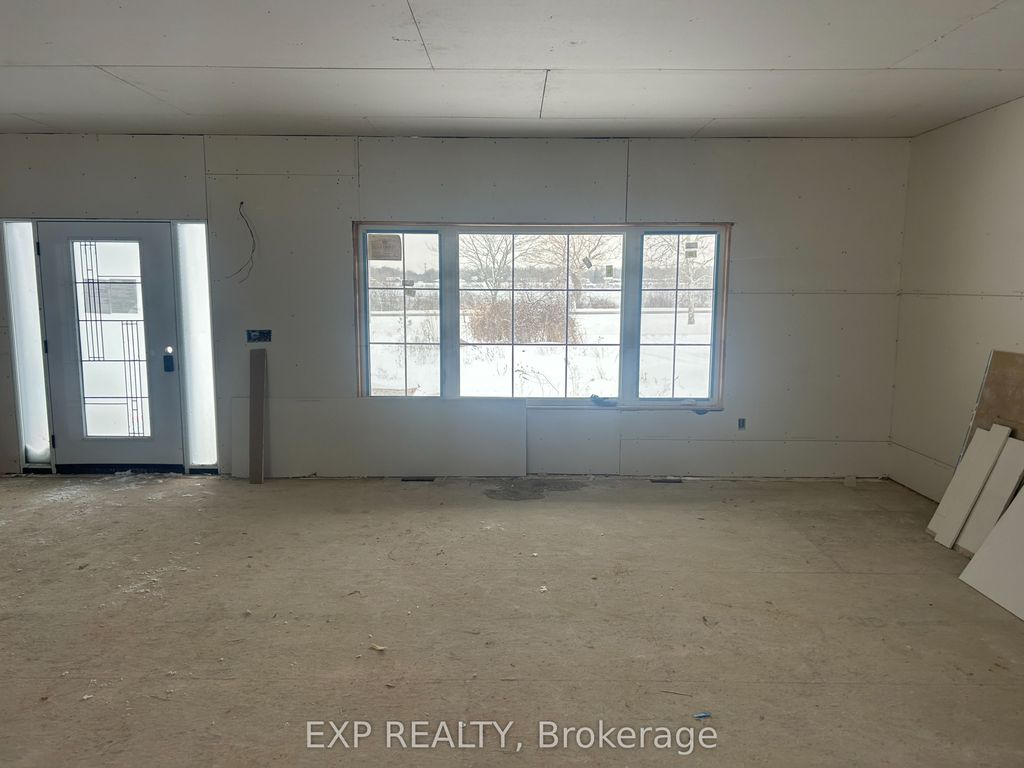 Photo of 12487 Niagara Parkway, Niagara Falls, ON L2E 6S6 (MLS # X12745742)