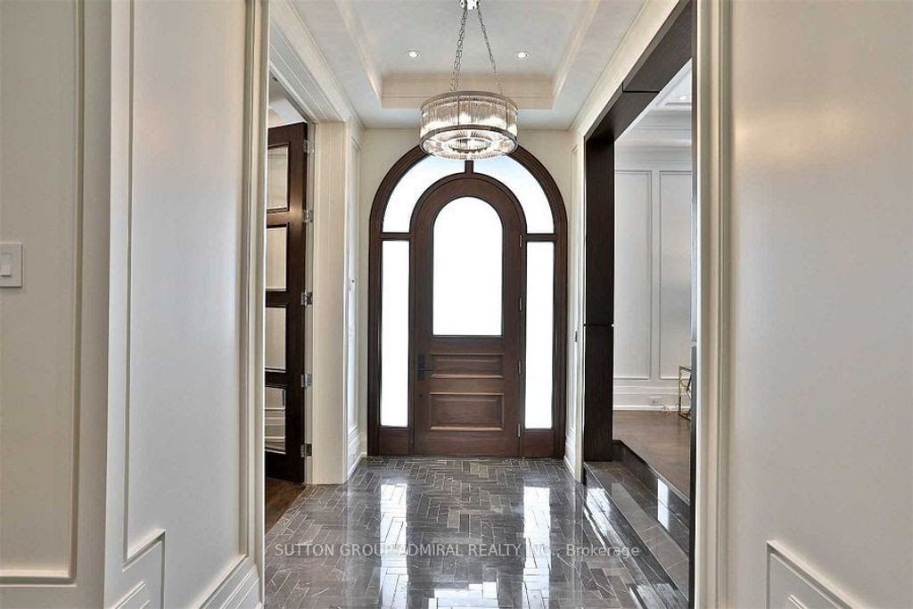 Photo of 276 Strathallan Wood, Toronto, ON M5N 1T6 (MLS # C12575092)