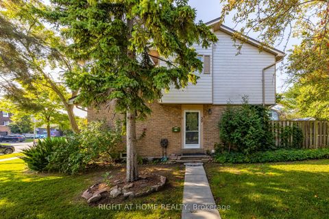 6540 Falconer Drive 30 Mississauga ON L5N 1M1
