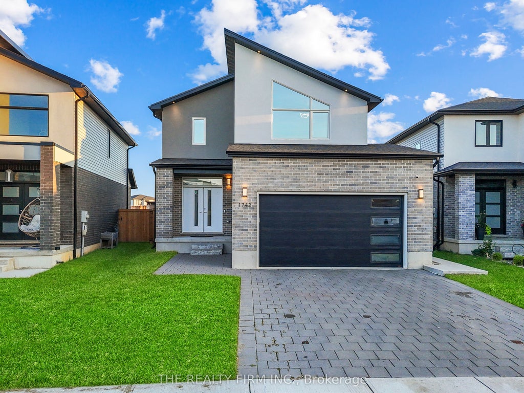 Photo of 1742 Applerock Avenue, London North, ON N6G 0X7 (MLS # X13605216)