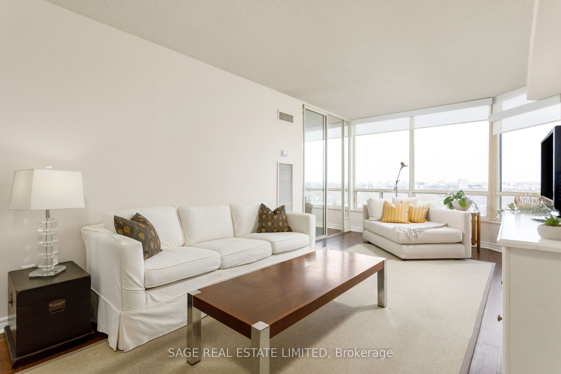 1300 Islington Avenue 1705