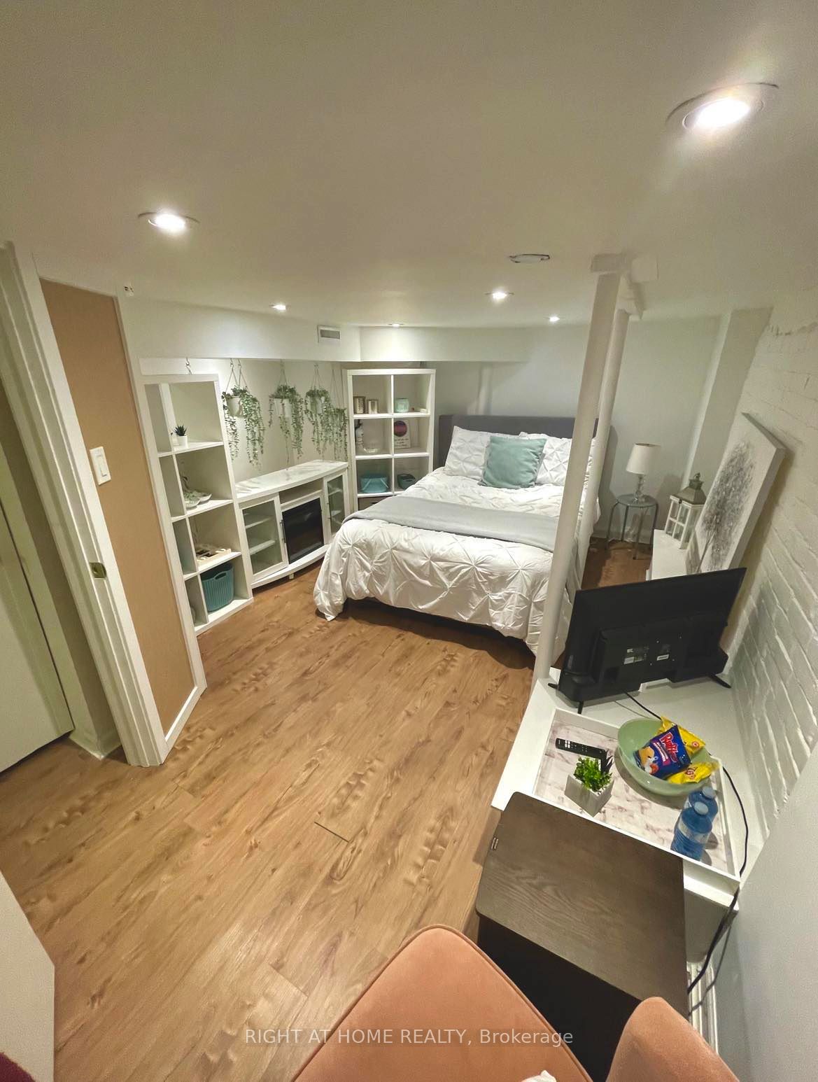 1054 Dufferin Street Basement