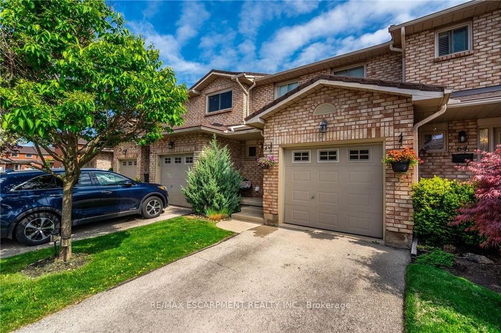 Photo of 391 Stone Church Road #63, Hamilton, ON L8B 2H3 (MLS # X12742440)