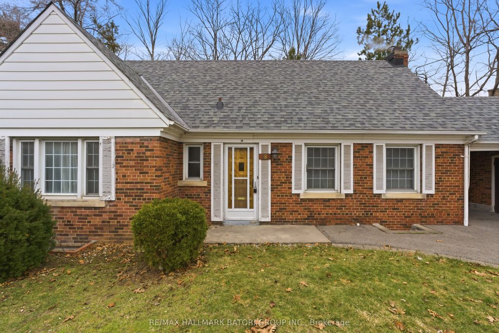 Photo of 18 King Georges Drive, Toronto, ON M6M 2G9 (MLS # W12887568)