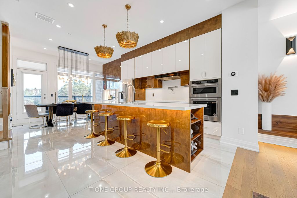 Photo of 9 Credit Lane, Richmond Hill, ON L4E 1G9 (MLS # N12674950)