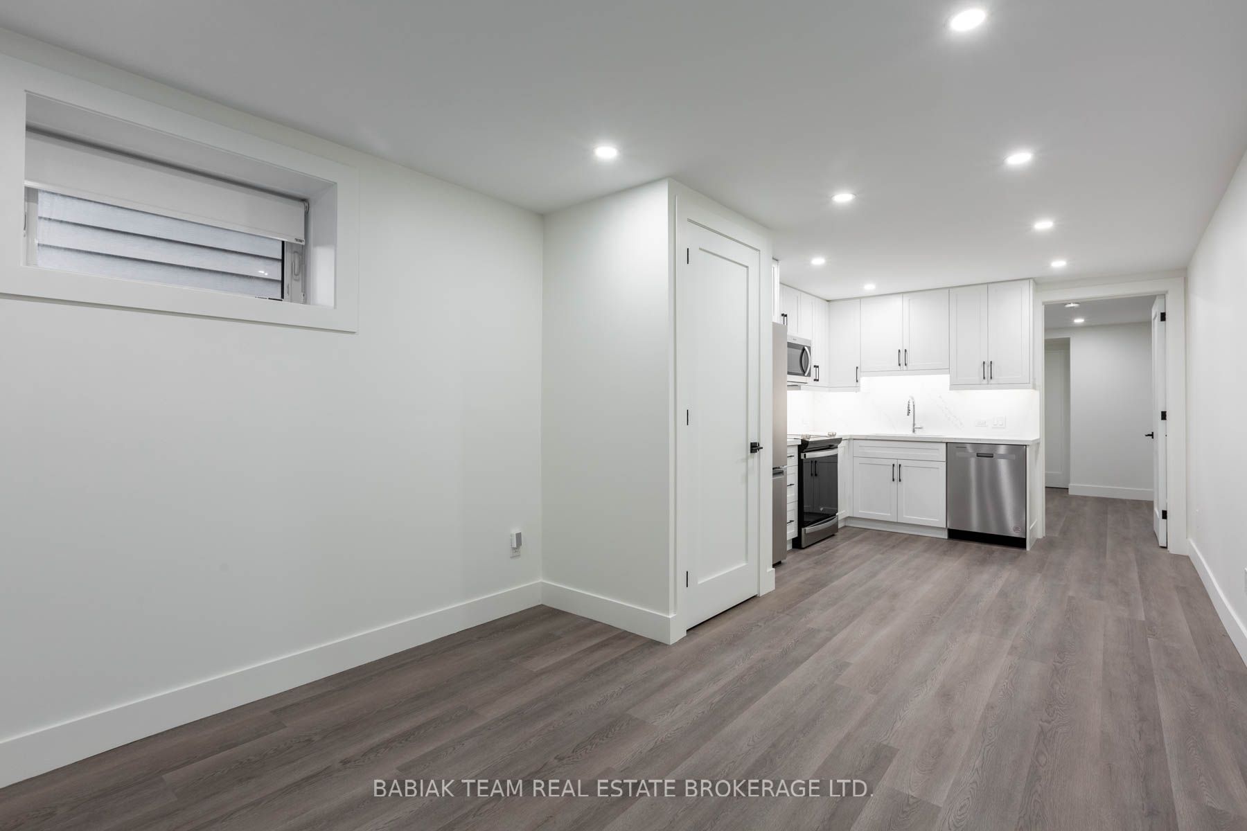 456 Armadale Avenue B2