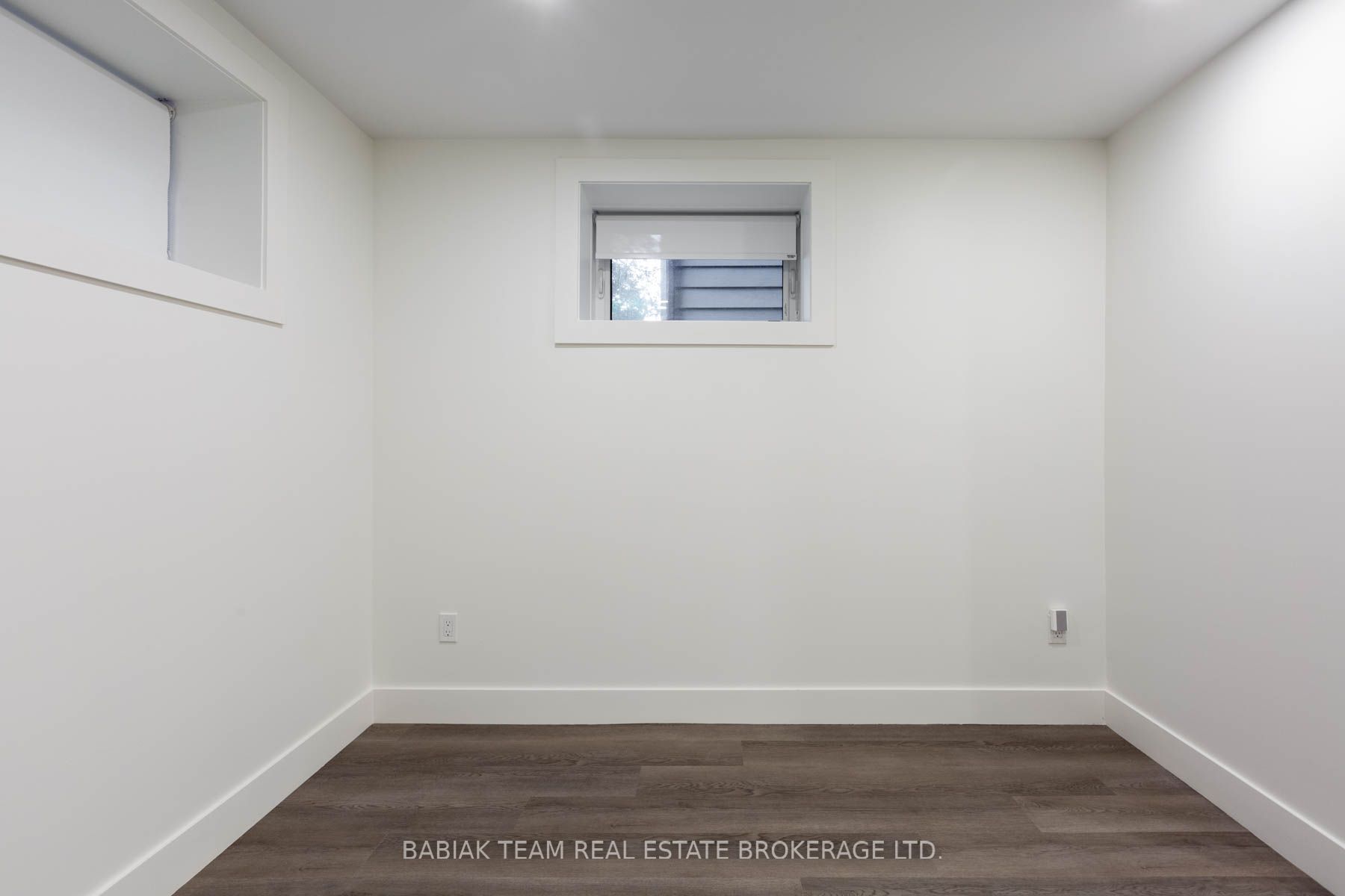 456 Armadale Avenue B2