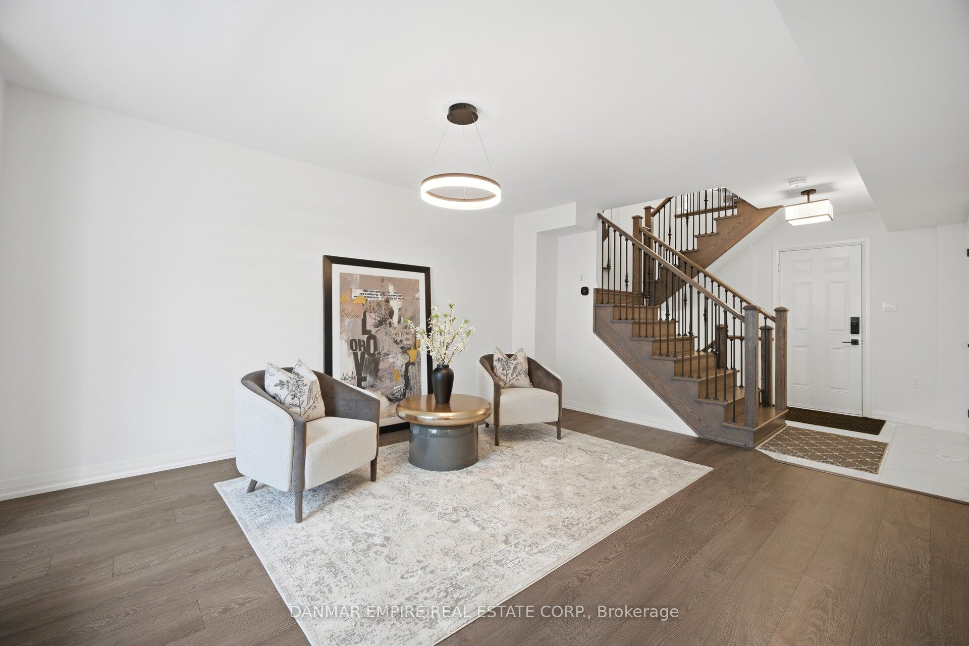 6 Canner Court